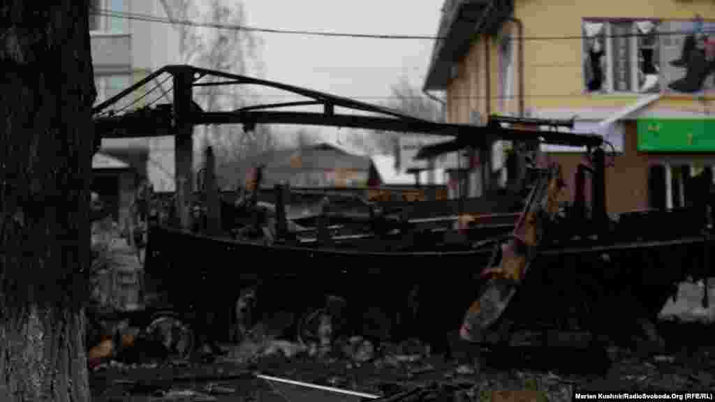 Бородянка 03.03.22 &ndash; 23.08.22 Одним із населених пунктів, які найбільше потерпіли від російської окупації, стало селище міського типу Бородянка
