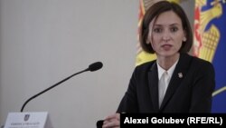 Veronica Dragalin spune că în ultima lună ar fi primit mai multe denunțuri referitoare la persoane din interiorul sistemului care ar lucra „pentru fugari”.