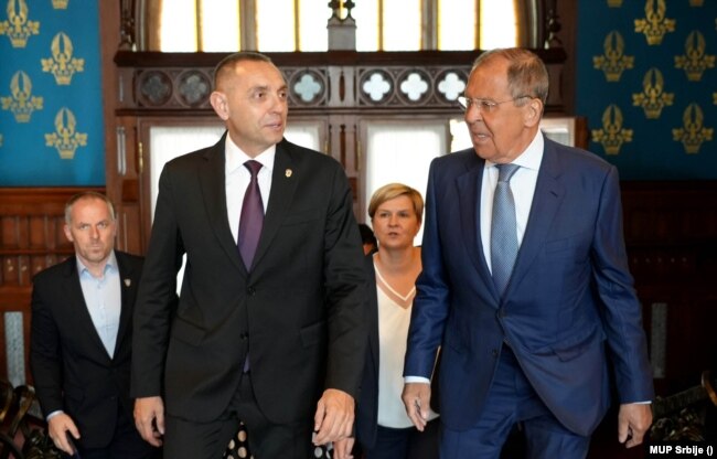 Alexander Vulin me ministrin e Jashtëm rus Sergei Lavrov