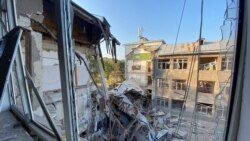 Clădirea Universității Naționale Tehnice din Harkov, atacă de o rachetă rusească (REUTERS/Vitalii Hnidîi)