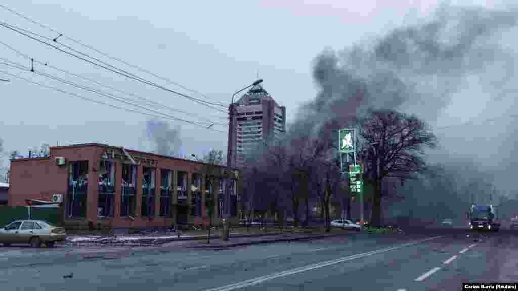 Kijev, 1. marta i 24. avgusta. Kao rezultat raketnih napada na Kijev, oštećeno je više od 200 stambenih zgrada i 70 infrastrukturnih objekata.