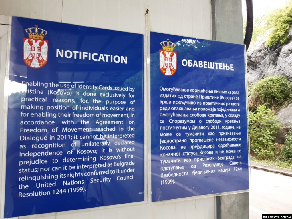 Me të hyrë në territorin e Serbisë, qytetarët nga Kosova do ta shohin njoftimin, ku thuhet se marrëveshja për dokumente nuk nënkupton se Serbia e njeh pavarësinë e Kosovës.&nbsp;
