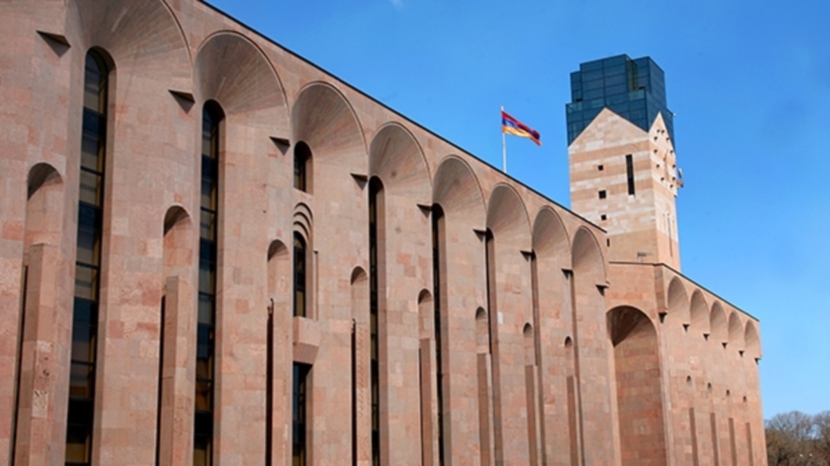 13 Parties, 1 Bloc Bid To Take Part In Yerevan Municipal Elections - Vimarsana News