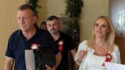 Paul Stănescu îl prezintă pe Gheorghe Cârciu femeilor din PSD