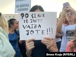 Pamje nga protesta në Tiranë.