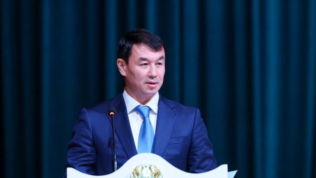 Интернетте порно көріп ұсталды, ашулы қарады Қоғамдық орындарда мастурбация жасап жатқан қыздың порно фотосы