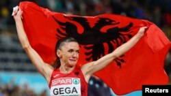 Luiza Gega fitoi medaljen e parë të artë për Shqipërinë në kampionatin evropian në disiplinën 3000 metra me pengesa. 20 gusht 2022, Mynih, Gjermani.