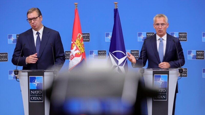 Stoltenberg sa Vučićem: Obe strane da se uzdrže od tenzija