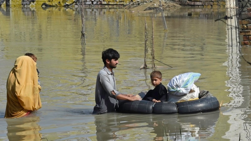 Više od 1.000 stradalih u poplavama u Pakistanu