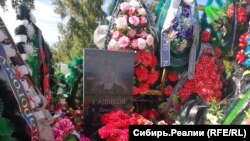 Украинадагы согушта каза болгон аскердин мүрзөсү. Бурятия, август 2022-жыл