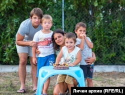 Galabovo resident Vesela Georgieva and her four sons. The three who were born in Galabovo all struggle with respiratory illnesses.