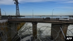 Міст біля Каховської ГЕС, травень 2022 року
