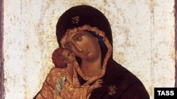 Фрагмент Донской иконы Божией Матери (конец XIV века)