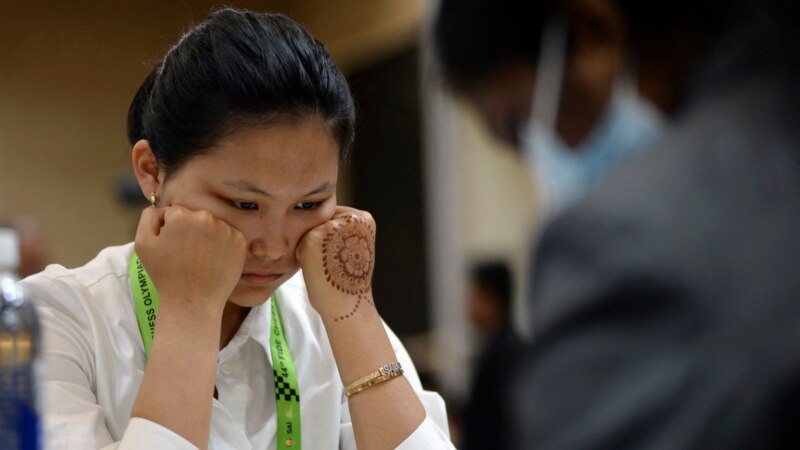 Kazakh Teenage Girl Beats Russia's Noted Chess Grandmaster Karyakin