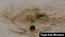 Prizor iz mjesta Čarsadi, Pakistan, 27. avgust 2022.