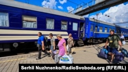 Эвакуационный поезд с Донбасса. Покровск, Донецкая область, 7 августа 2022 года