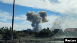 Вибухи на авіабазі в окупованому Криму (фотогалерея)