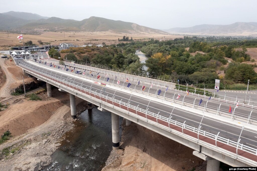 Новый «Мост дружбы» на границе Армении и Грузии