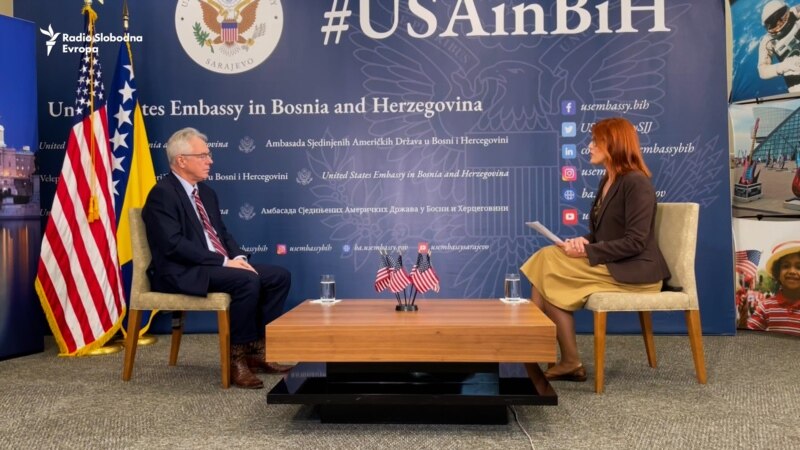 Ambasador SAD u BiH: Nećemo ostaviti Bosnu i Hercegovinu Rusiji