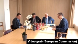 (s leva na desno) Premijer Kosova Aljbin Kurti, izaslanik EU za dijalog Kosovo-Srbija Miroslav Lajčak, šef diplomatije EU Žozep Borelj i predsednik Srbije Aleksandar Vučić na jednom od sastanaka u Briselu, avgust 2022. 
