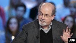 Scriitorul Salman Rushdie