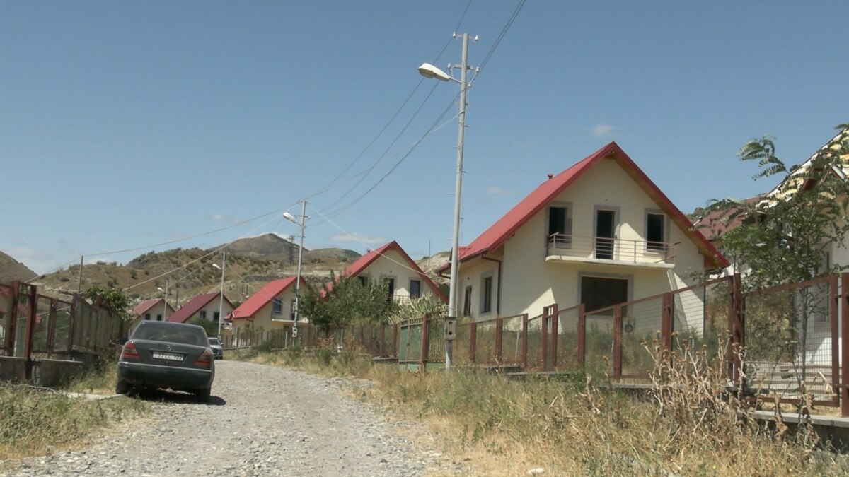 Azerbaijan demands Armenia hand over 8 villages it says are 'under  occupation