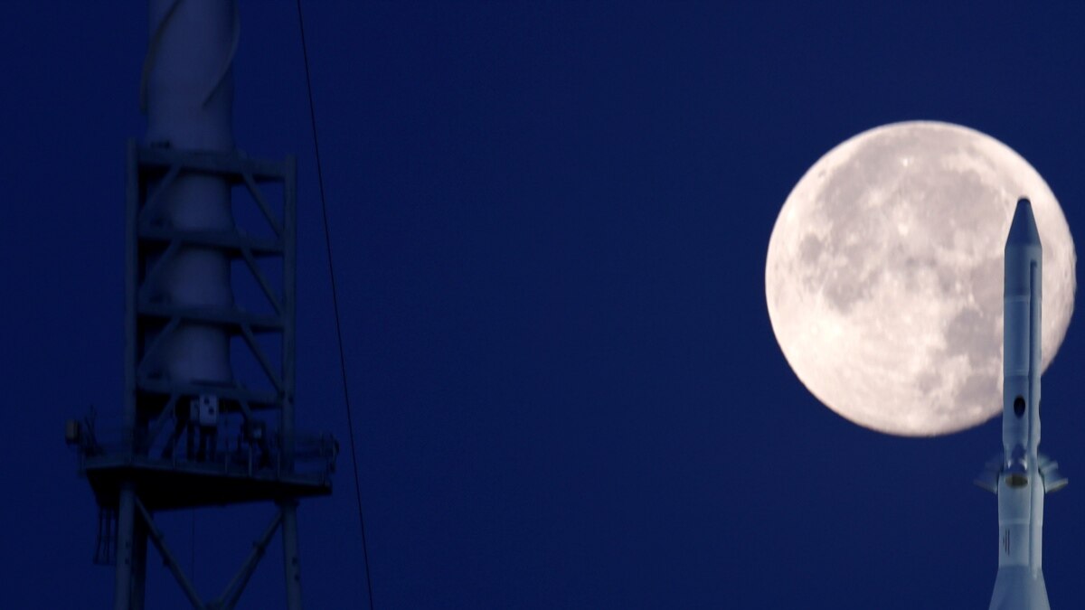Втрачено зв’язок із японським зондом Hakuto, що мав сісти на поверхню Місяця