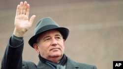 The late Soviet President Mikhail Gorbachev leaves behind a legacy that has divided his fellow Russians. 