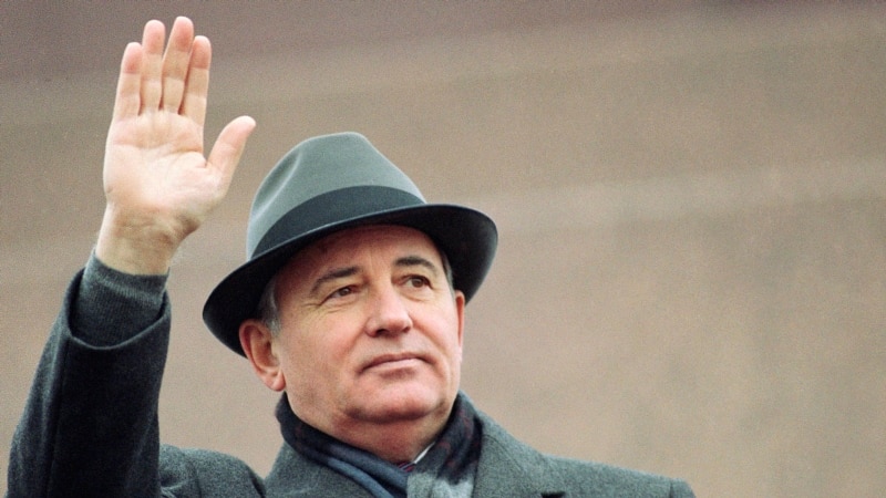 Liri dhe frikë: Rusët thellësisht të ndarë lidhur me trashëgiminë e Gorbachevit