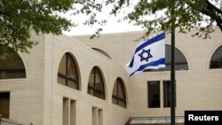 «Упершыню ў гісторыі ізраільцяне пратэставалі супраць дзеяньняў свайго пасла ў іншай краіне»