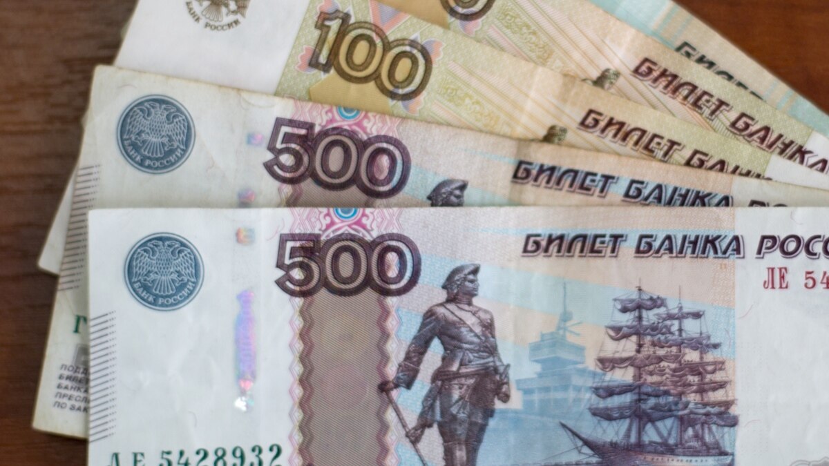 500 рублей 2022 года. банкноты россии 2022 года. новая банкнота 100. купюры россии 2022. 100 руб нового образца.