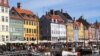 Ви можете проїхатися на човні каналами Копенгагена і побачити, скільки зручностей подарувало місто своїм громадянам і туристам, і скористатися ними