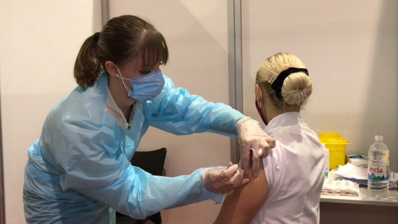 Serbia do të ofrojë dozë shtesë të vaksinës kundër COVID-19