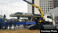 Зведення укриття на АЗС у Києві, вересень 2026 року