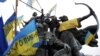 Пам'ятник засновникам Києва на майдані Незалежності під час Революції гідності. Київ, 15 грудня 2013 року 
