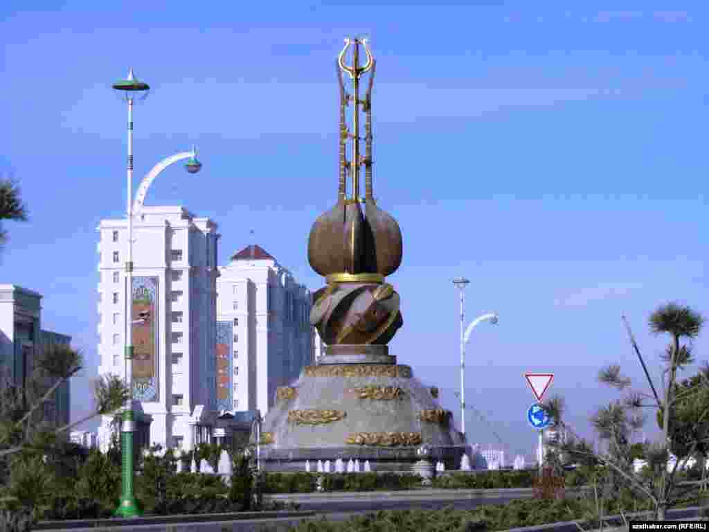 Paýtagtdaky dutar monumenti