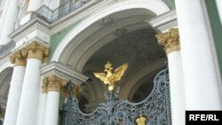 Двери к досрочным выборам партии власти может открыть уставный суд