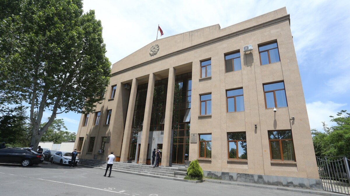 Armenian Judge Claims Government Retribution - Vimarsana News