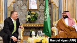 Принц Мухаммад бин Салман на встрече с госсекретарем США Майком Помпео.