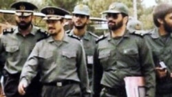 فریدون وردی‌نژاد (نفر دوم از راست) در کنار رحیم صفوی جانشین وقت فرمانده سپاه در اوائل دهه ۷۰