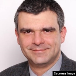 Дмитрий Стратиевский