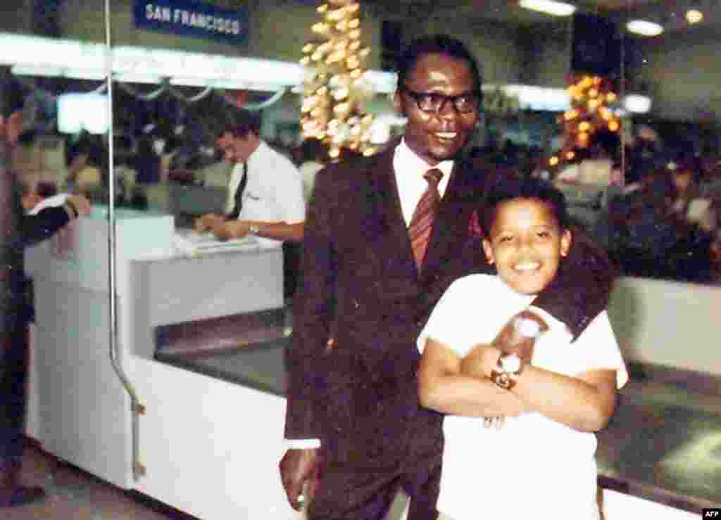 A preteen Barack Obama -- the future U.S. president -- with his Kenyan father in Hawaii in 1972