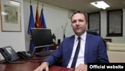 Оливер Спасовски, министер за внатрешни работи на Македонија. 