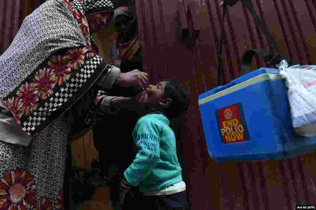 ШВАЈЦАРИЈА - Светската здравствена организација официјално соопшти дека детската парализа е искоренета во Африка затоа што, благодарение на масовната вакцинација на децата веќе четири последователни години, нема пријавени случаи.