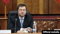Premierul Valdis Dombrovskis