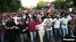 Armenia - Thousands of people demonstrate against a rise in eletrcity prices, Yerevan, 22Jun2015.