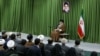 یادداشت: حامیان احمدی نژاد و اتمام حجت با رهبری