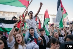 Članovi palestinske zajednice i njihove pristalice okupili su se u znak solidarnosti s Palestincima u Pojasu Gaze u organizaciji palestinske ambasade u Bukureštu 21. oktobra.