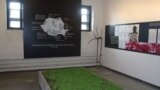 Sala memorialului de la Sighet dedicată victimelor colectivizărilor și deportărilor forțate