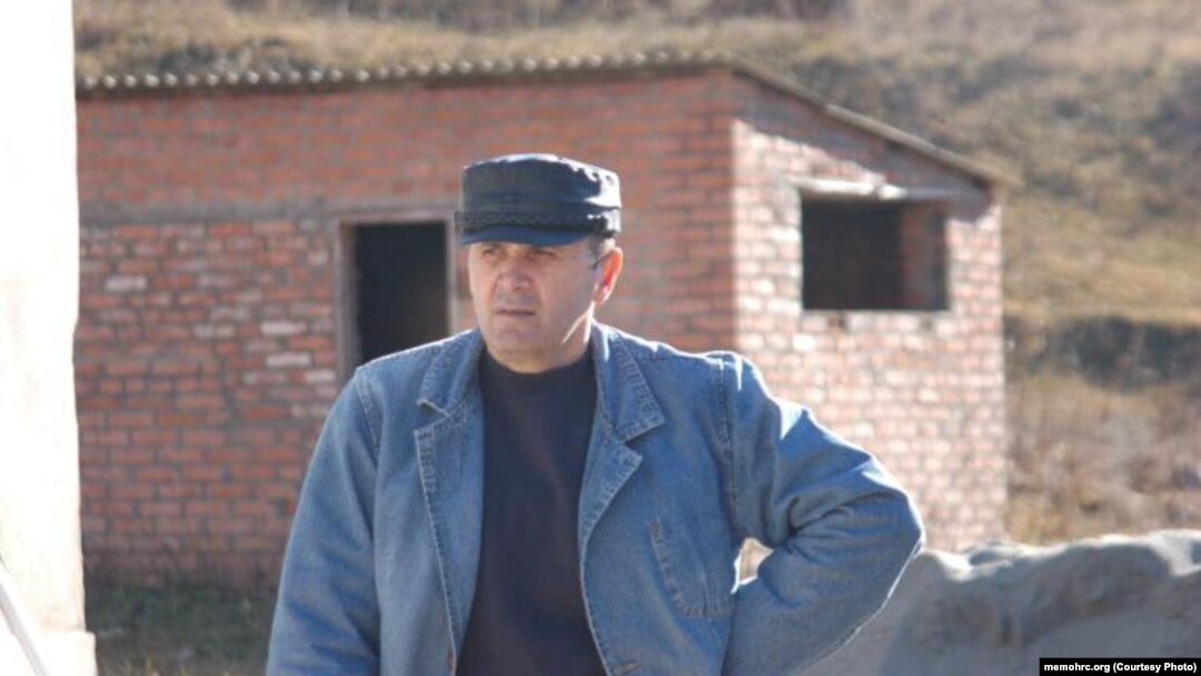 Оюб Титиев